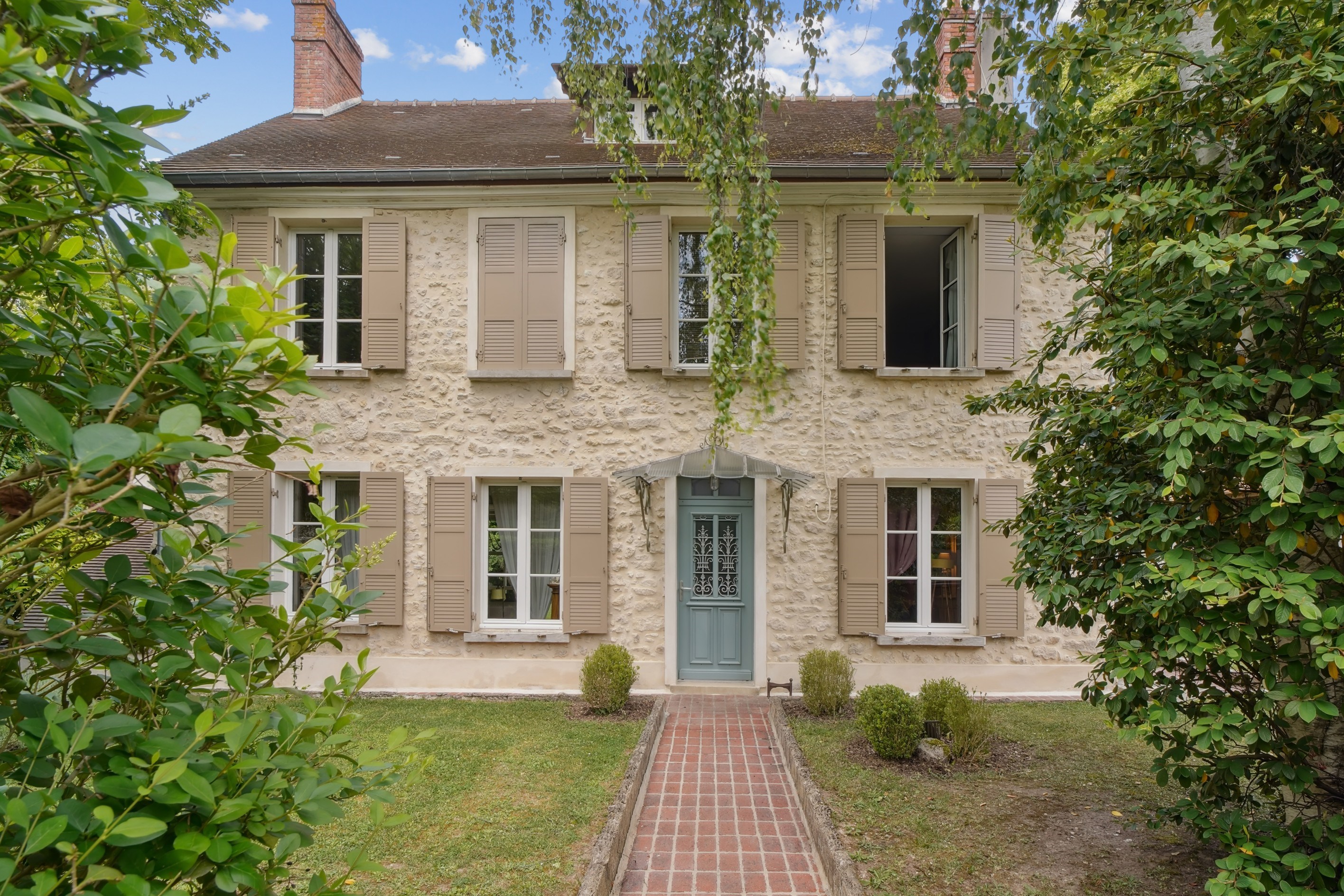  CHARMING PROPERTY ON THE OUTSKIRTS OF PARIS - 物件實景