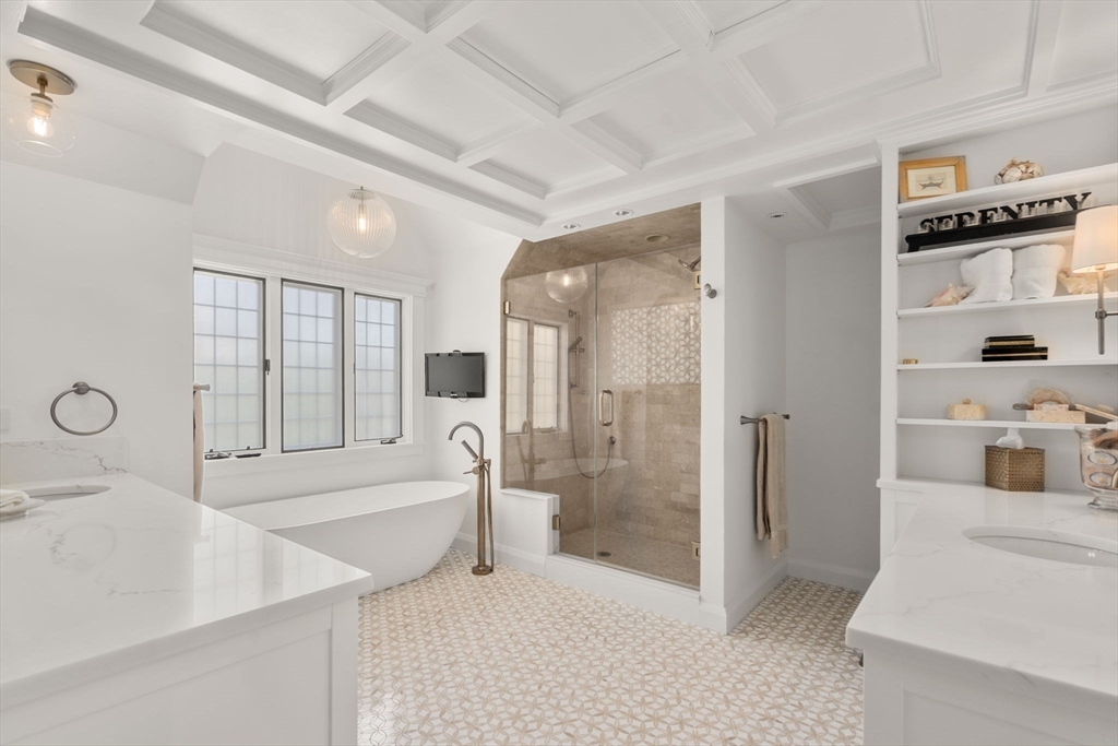 Wellesley, Massachusetts, 02482, United States, 9 Bedrooms Bedrooms, ,10 BathroomsBathrooms,Residential,For Sale,1804241