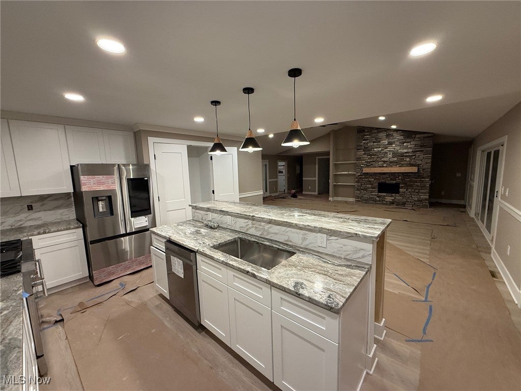 Chagrin Falls, Ohio, 44022, United States, 4 Bedrooms Bedrooms, ,5 BathroomsBathrooms,Residential,For Sale,1980156