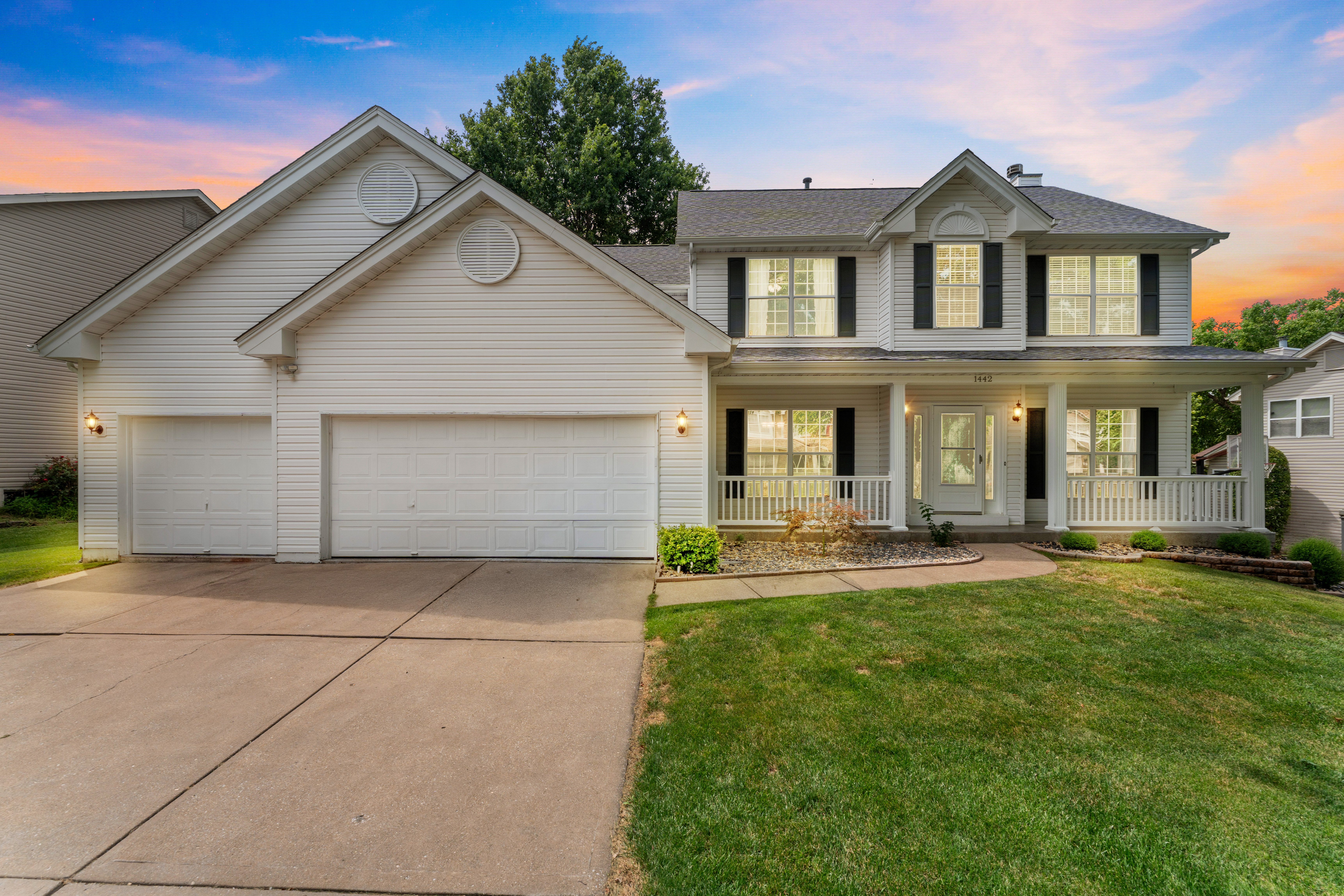  Beautifully maintained 2-story home. - 物件實景