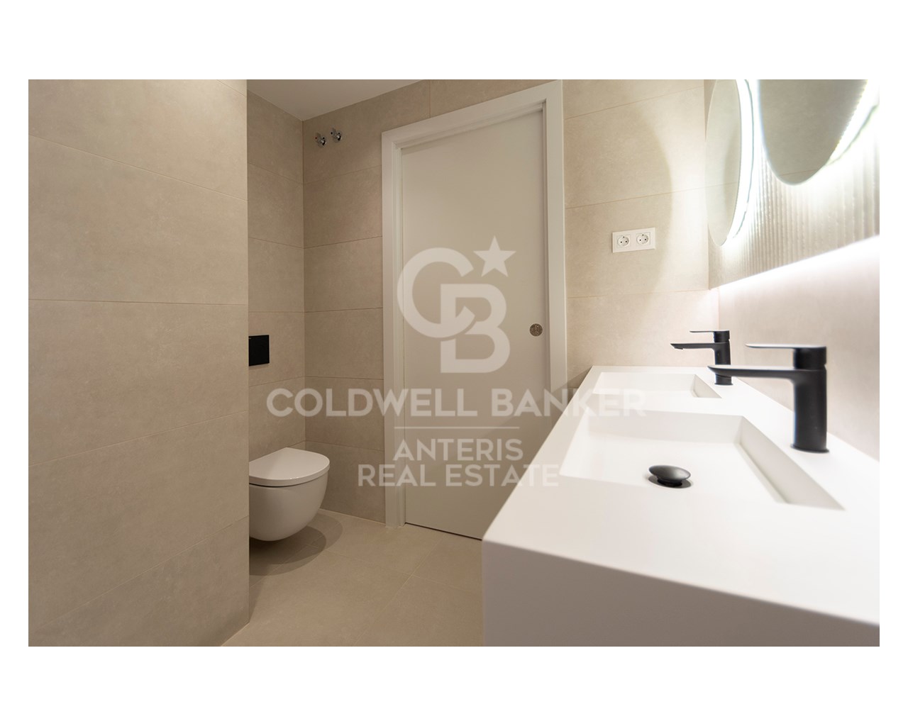 Barcelona, Barcelona, Gr?cia Barcelona, Barcelona, Barcelona, Catalonia, ES, 3 Bedrooms Bedrooms, ,2 BathroomsBathrooms,Residential,For Sale,Barcelona, Barcelona, Gr?cia Barcelona, Barcelona,1658807