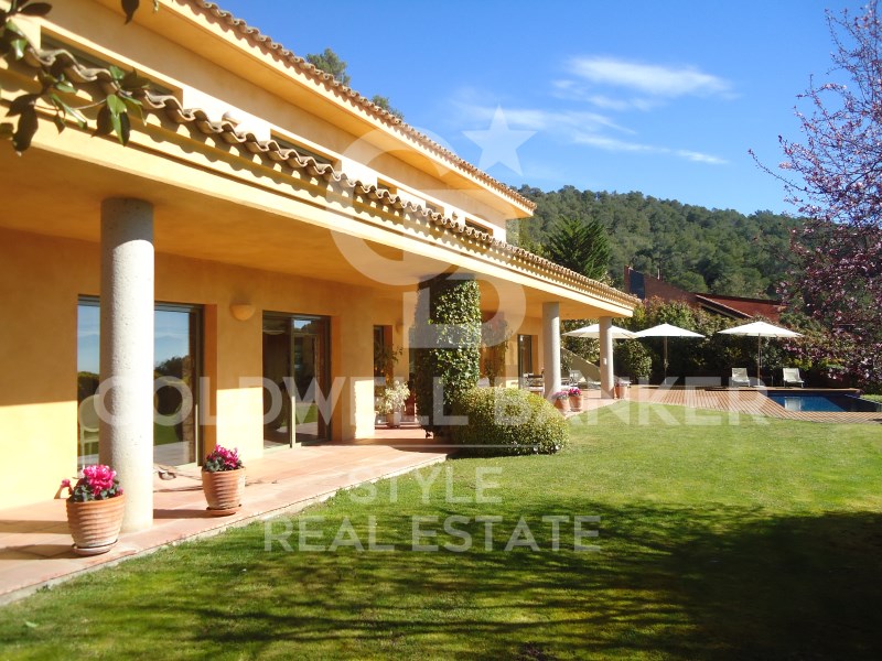 Carrer del Xiprer, 42-58 Barcelona, Matadepera, La, Matadepera, Catalonia, 08230, ES, 4 Bedrooms Bedrooms, ,3 BathroomsBathrooms,Residential,For Sale,Carrer del Xiprer, 42-58 Barcelona, Matadepera, La,1627709