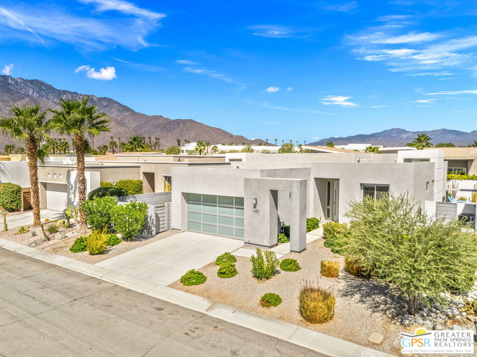 Palm Springs, California, 92262, United States, 3 Bedrooms Bedrooms, ,3 BathroomsBathrooms,Residential,For Sale,1927236