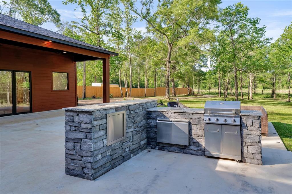 Conroe, Texas, 77303, United States, 3 Bedrooms Bedrooms, ,4 BathroomsBathrooms,Residential,For Sale,1976413