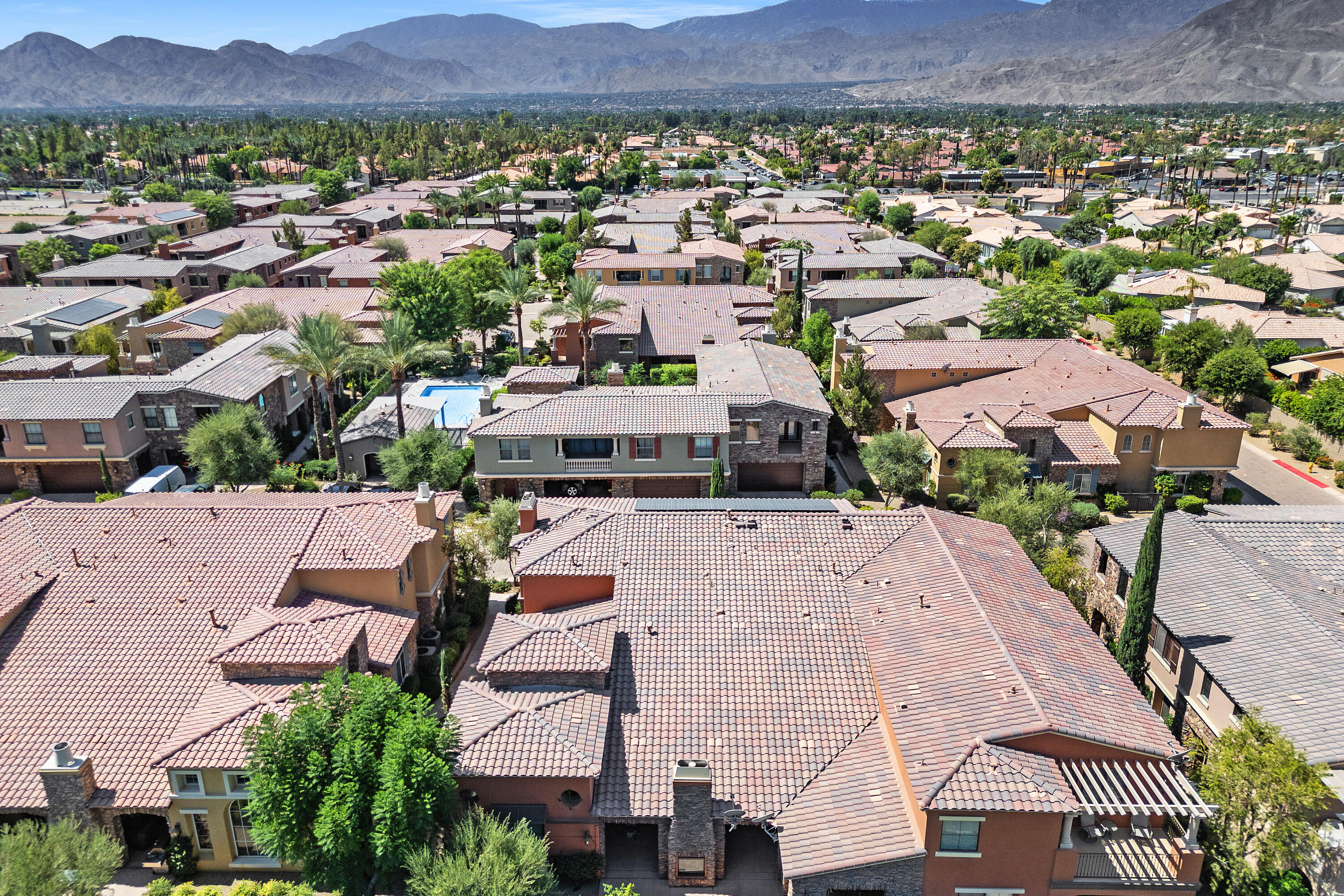 Palm Desert, California, 92260, United States, 2 Bedrooms Bedrooms, ,2 BathroomsBathrooms,Residential,For Sale,1891148