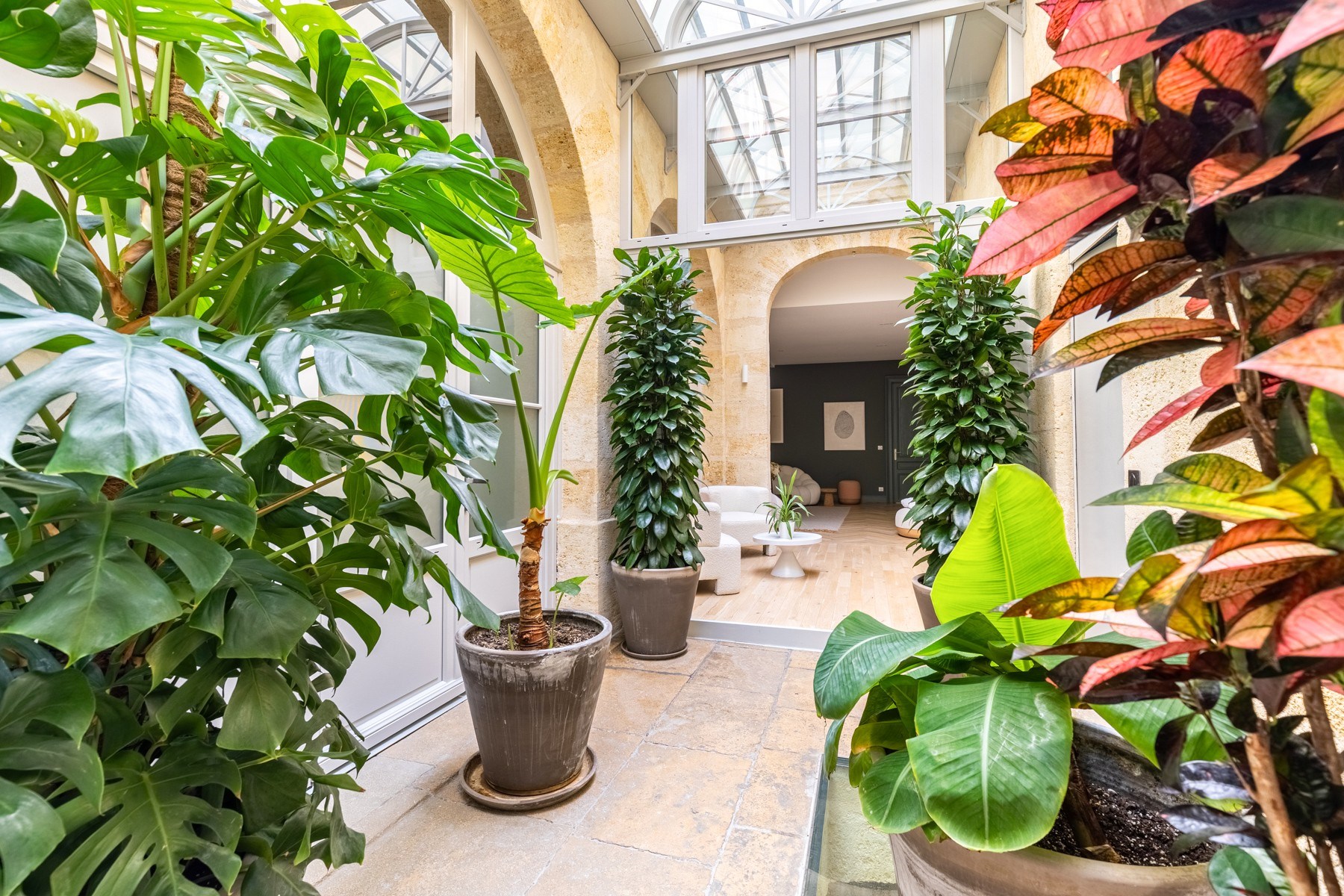  BORDEAUX - HEART OF CHARTRONS - EXCEPTIONAL APARTMENT 285M² - GARDEN / TERRACE … - 物件實景