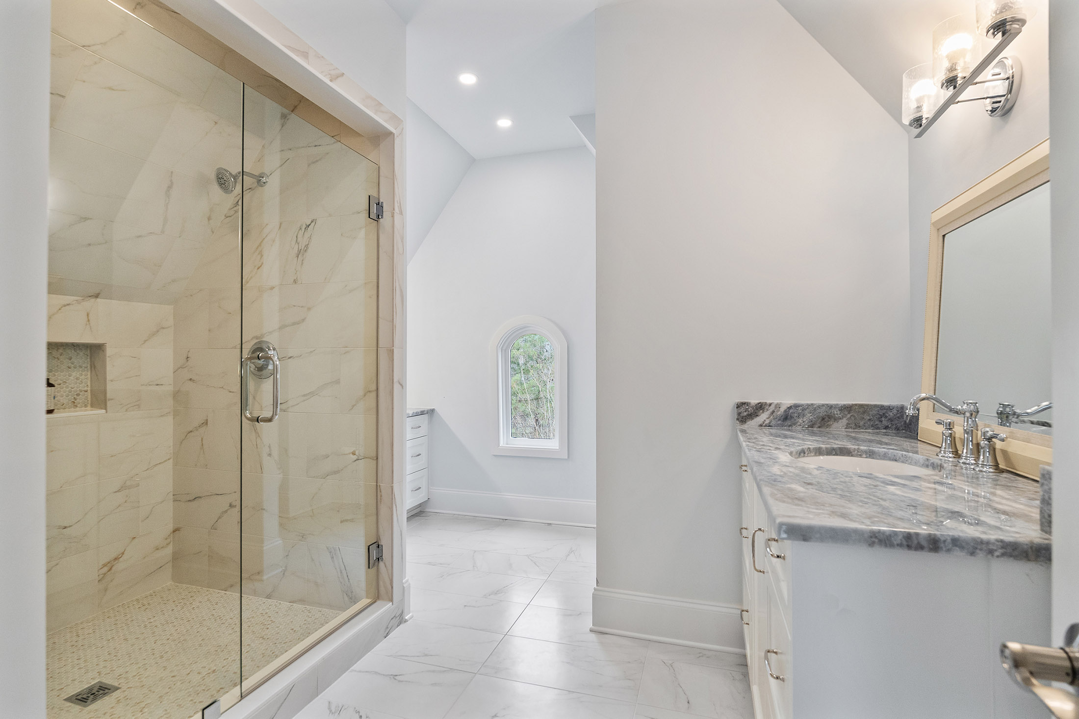  An Reminiscent of Old-World Charm Meets Modern Luxury on This Milton Estate - 物件實景