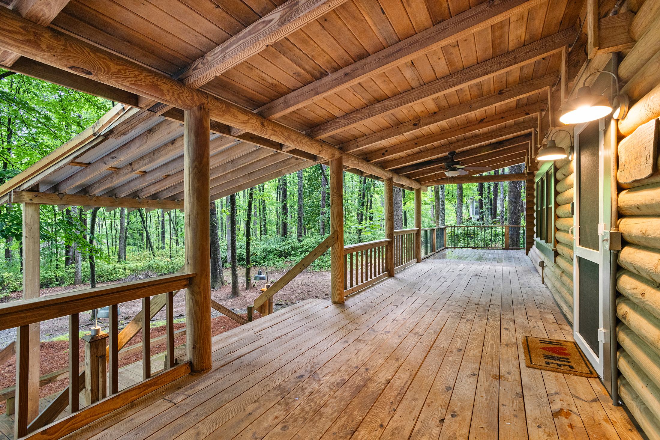  Charming, Private Cabin Overlooking Lake Coweta - 物件實景