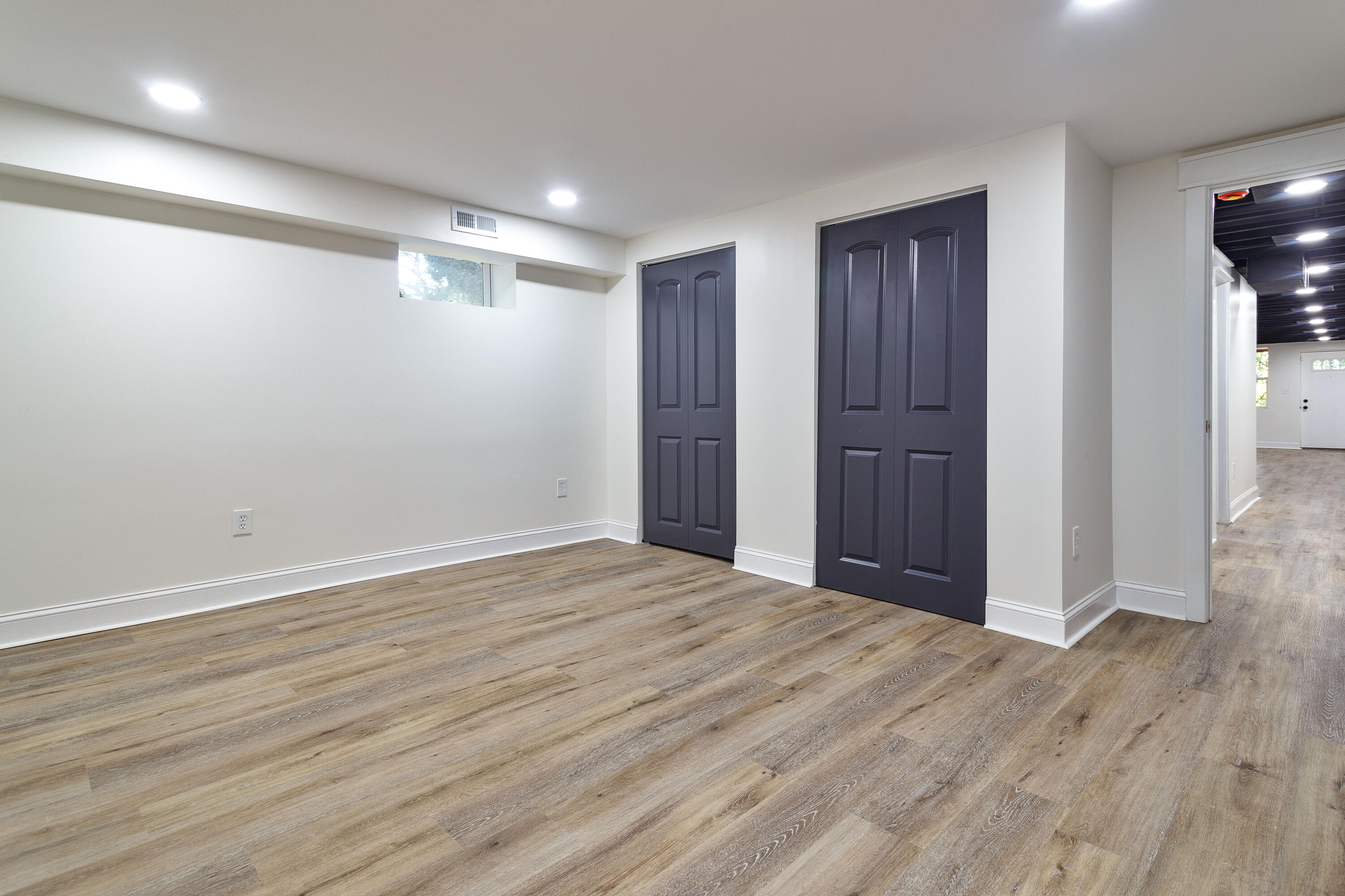 Crown Point, Indiana, 46307, United States, 3 Bedrooms Bedrooms, ,4 BathroomsBathrooms,Residential,For Sale,1989719