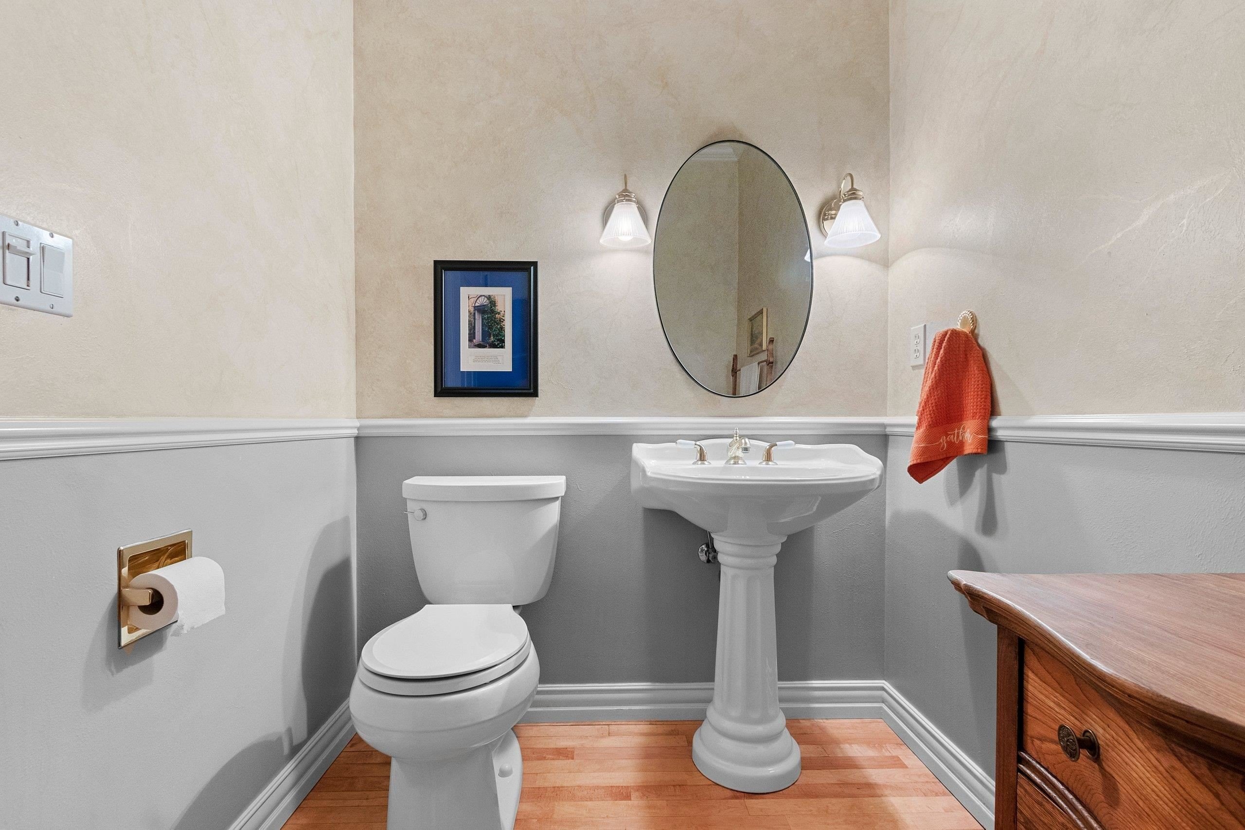 GREEN BAY, Wisconsin, 54302-5254, United States, 5 Bedrooms Bedrooms, ,4 BathroomsBathrooms,Residential,For Sale,1975812