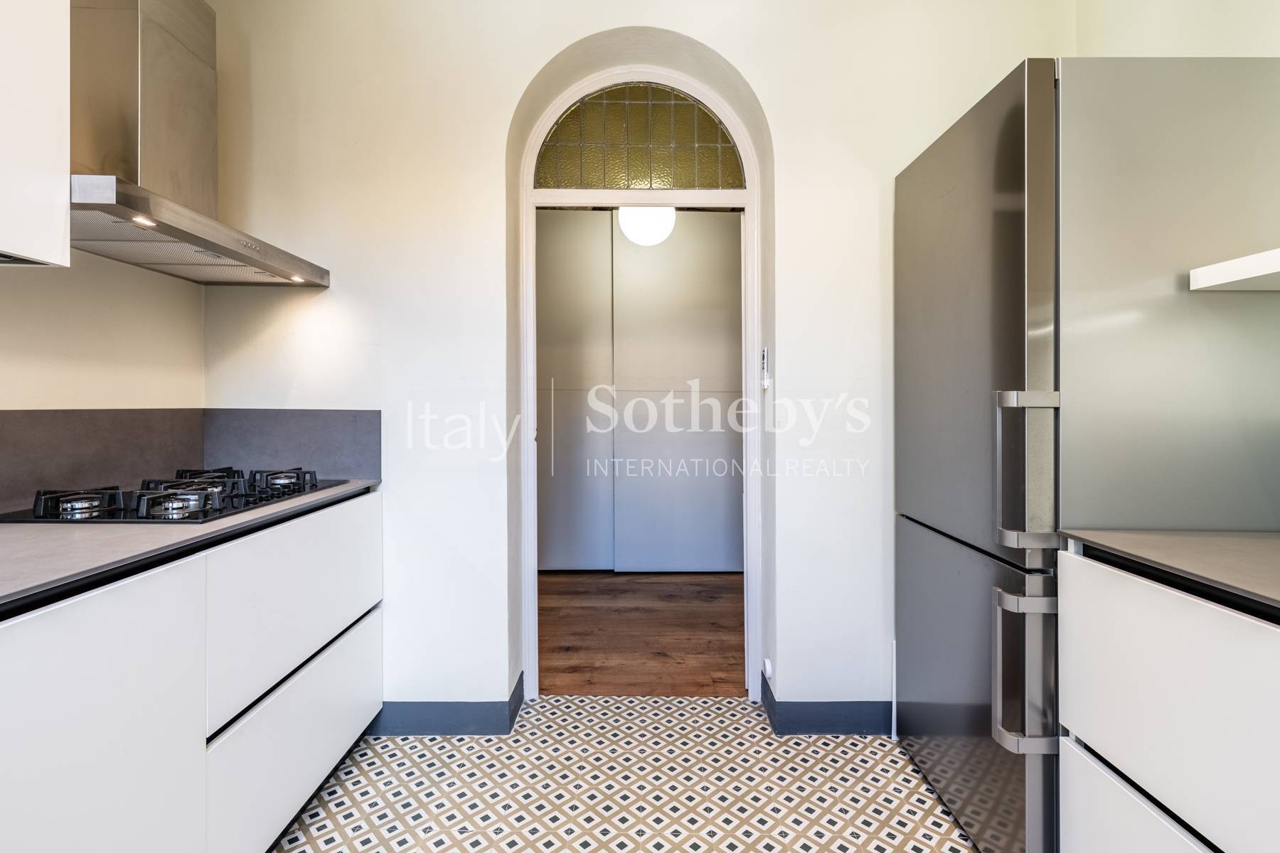  Elegant renovated residence of distinctive charm - 物件實景