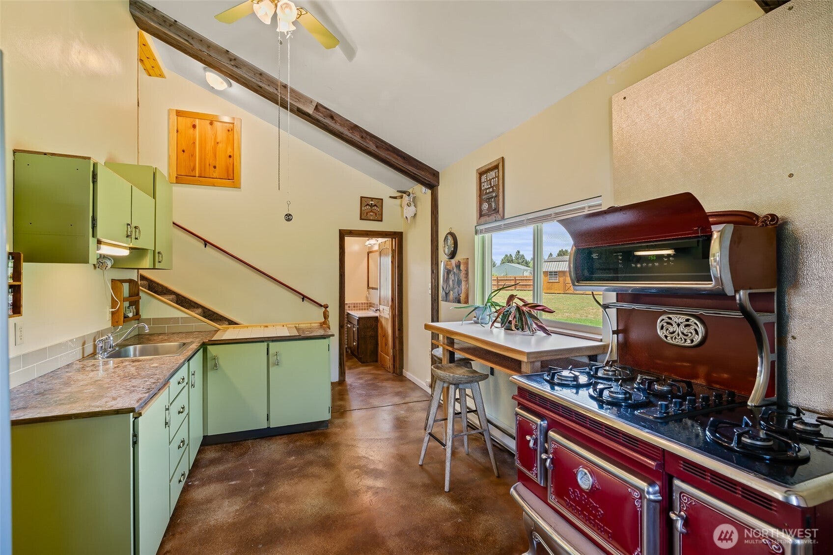 Ellensburg, Washington, 98926, United States, 3 Bedrooms Bedrooms, ,1 BathroomBathrooms,Residential,For Sale,1902528