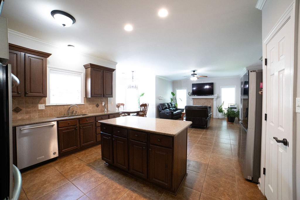 Collierville, Tennessee, 38017, United States, 4 Bedrooms Bedrooms, ,4 BathroomsBathrooms,Residential,For Sale,1944965