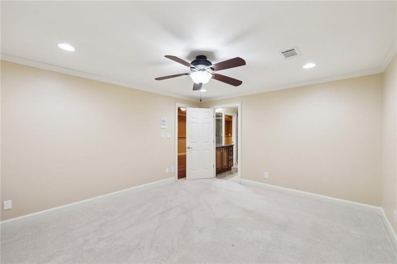 Buford, Georgia, 30518, United States, 6 Bedrooms Bedrooms, ,5 BathroomsBathrooms,Residential,For Sale,1976033