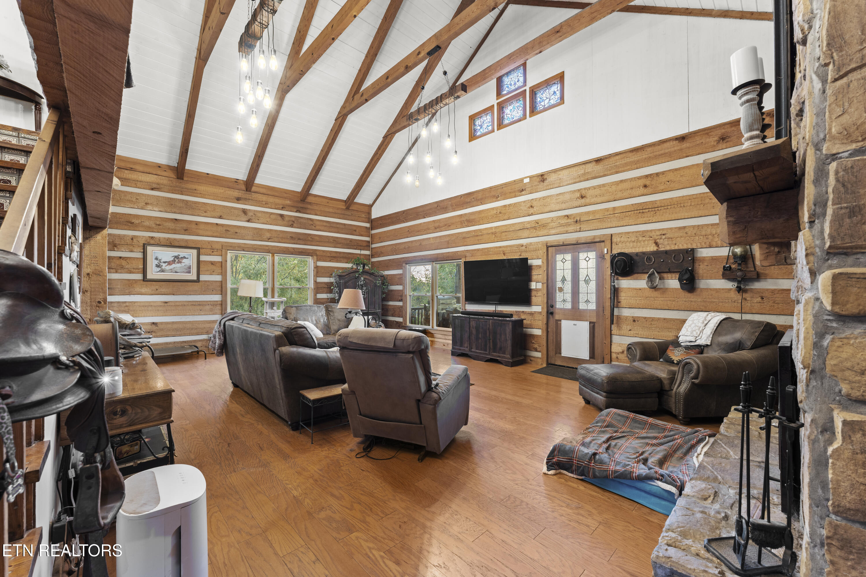 Knoxville, Tennessee, 37922, United States, 4 Bedrooms Bedrooms, ,4 BathroomsBathrooms,Residential,For Sale,1977894