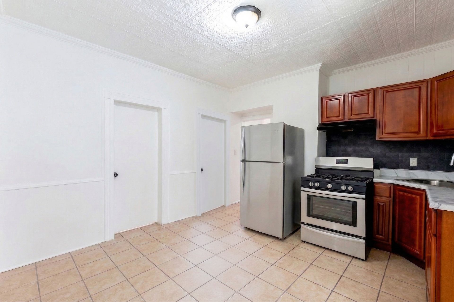  76 North 4th Street, Paterson, NJ 07522 - 物件實景