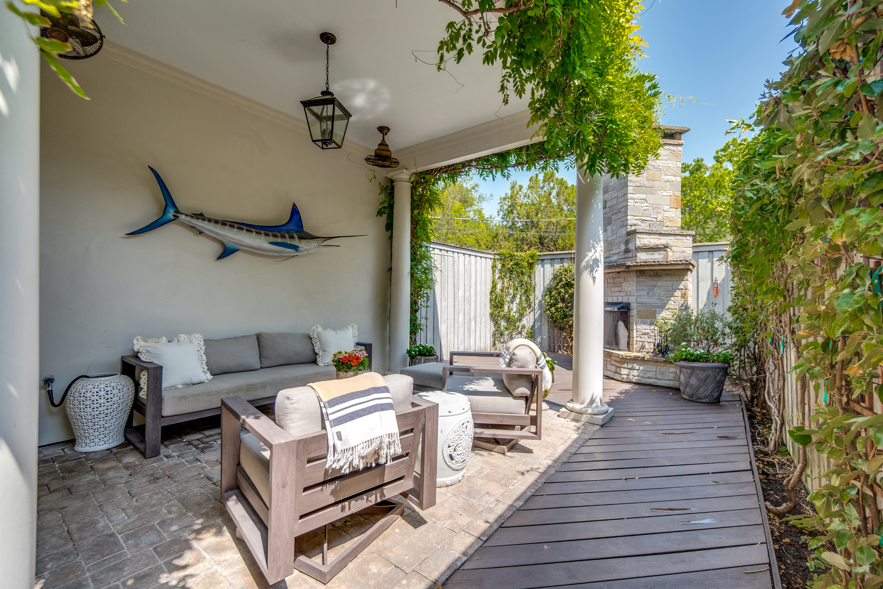  Move-in Ready SFA in Desirable Preston Hollow Neighborhood - 物件實景