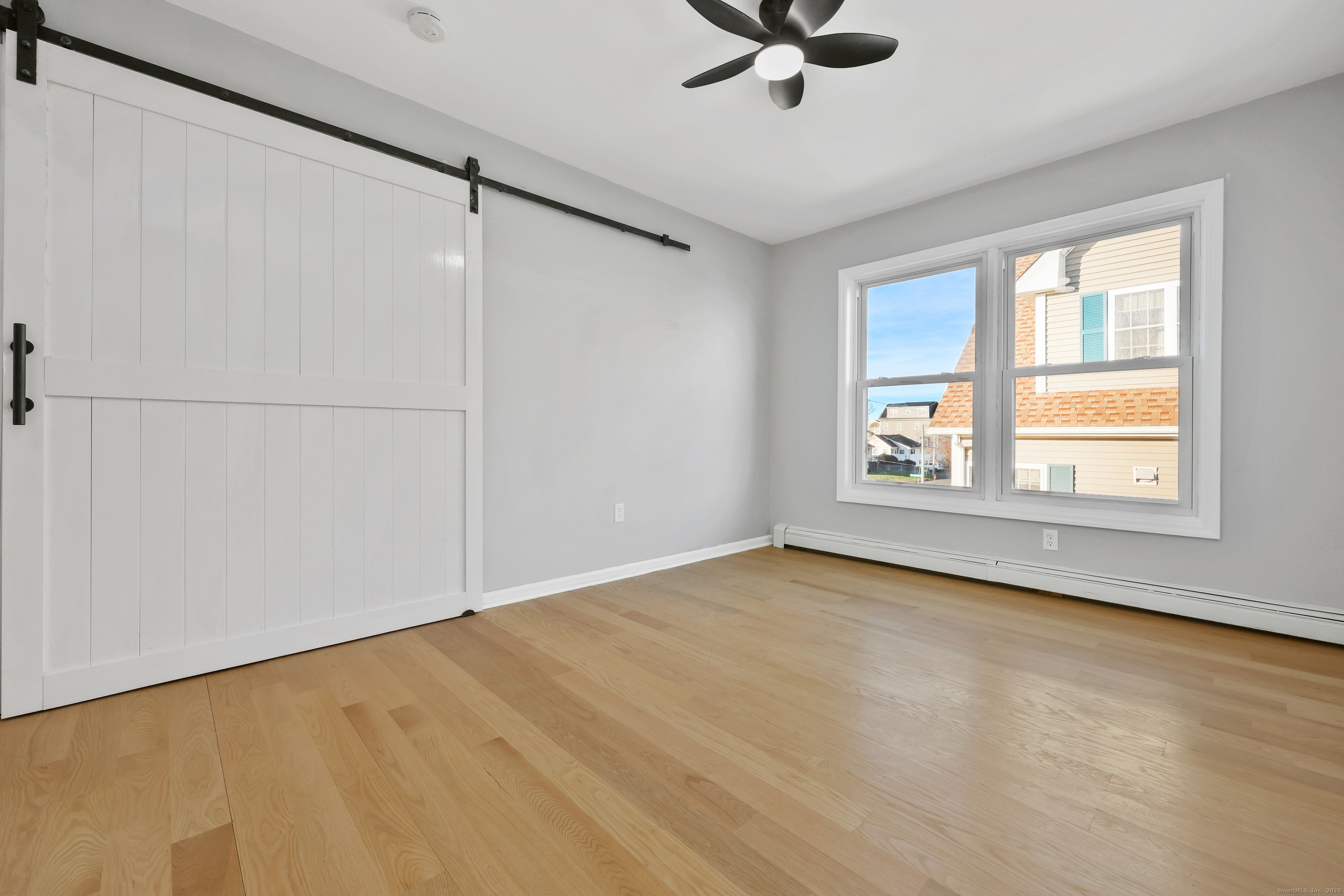 Stratford, Connecticut, 06615, United States, 4 Bedrooms Bedrooms, ,3 BathroomsBathrooms,Residential,For Sale,2003243