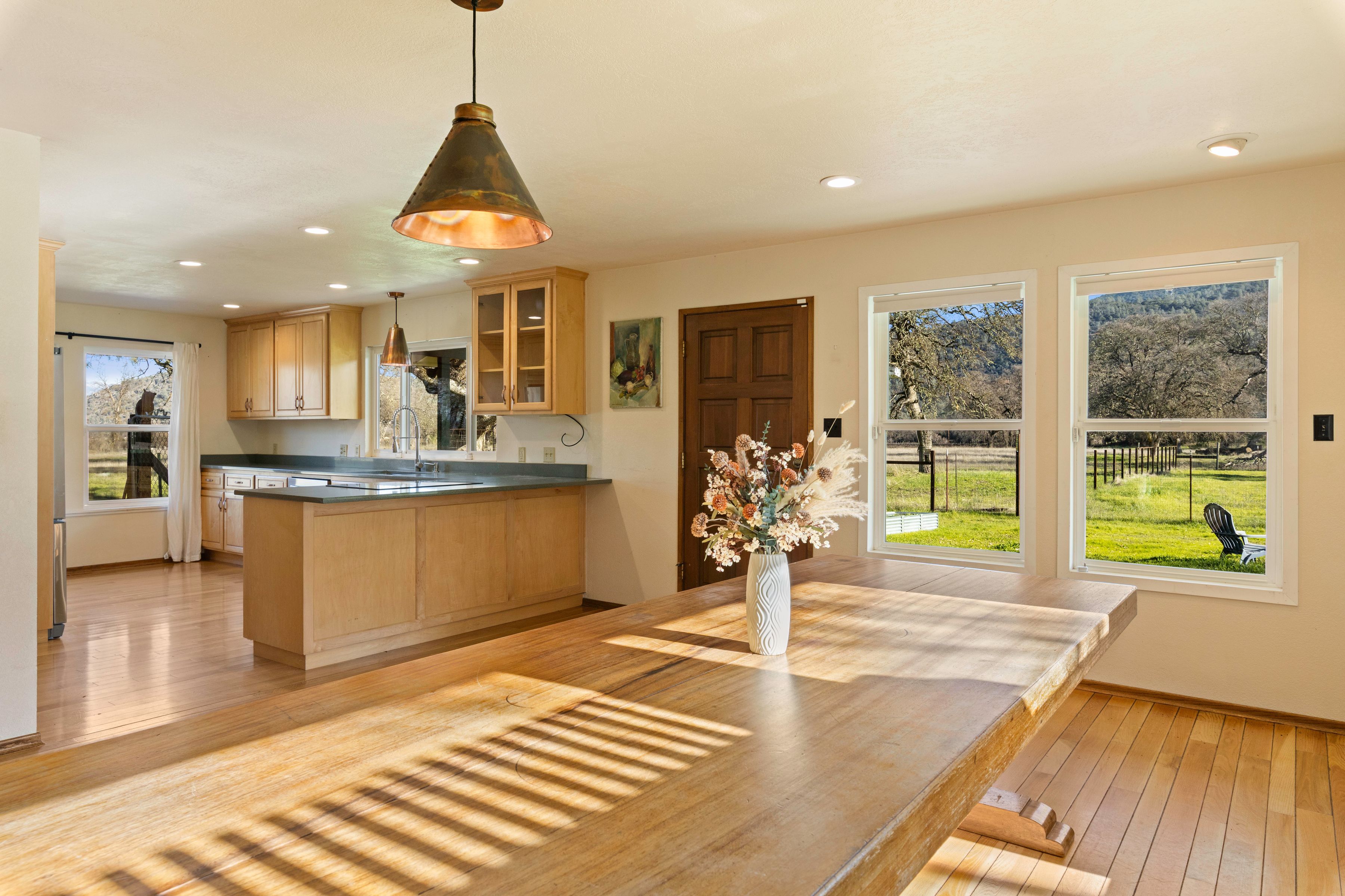  4962 Gaddy Lane - 物件實景