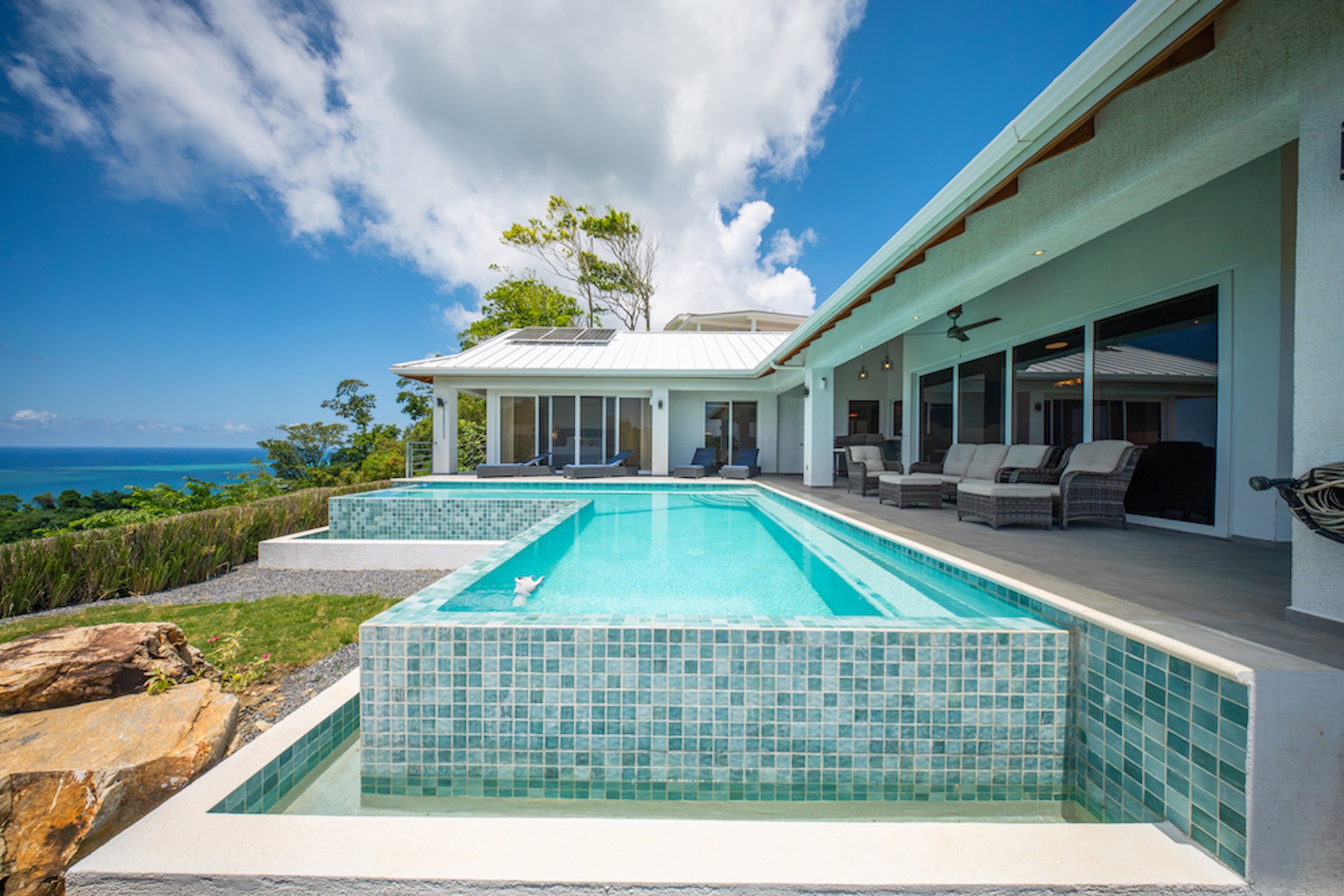  Stunning Coral Reef View Executive Home with Guesthouse - 物件實景