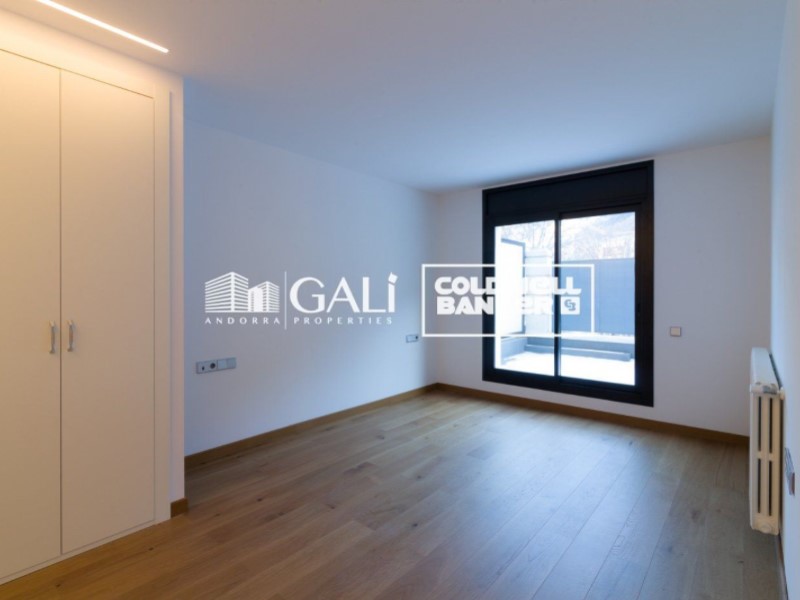 Encamp, Andorra, AD, 3 Bedrooms Bedrooms, ,2 BathroomsBathrooms,Residential,For Sale,1448953