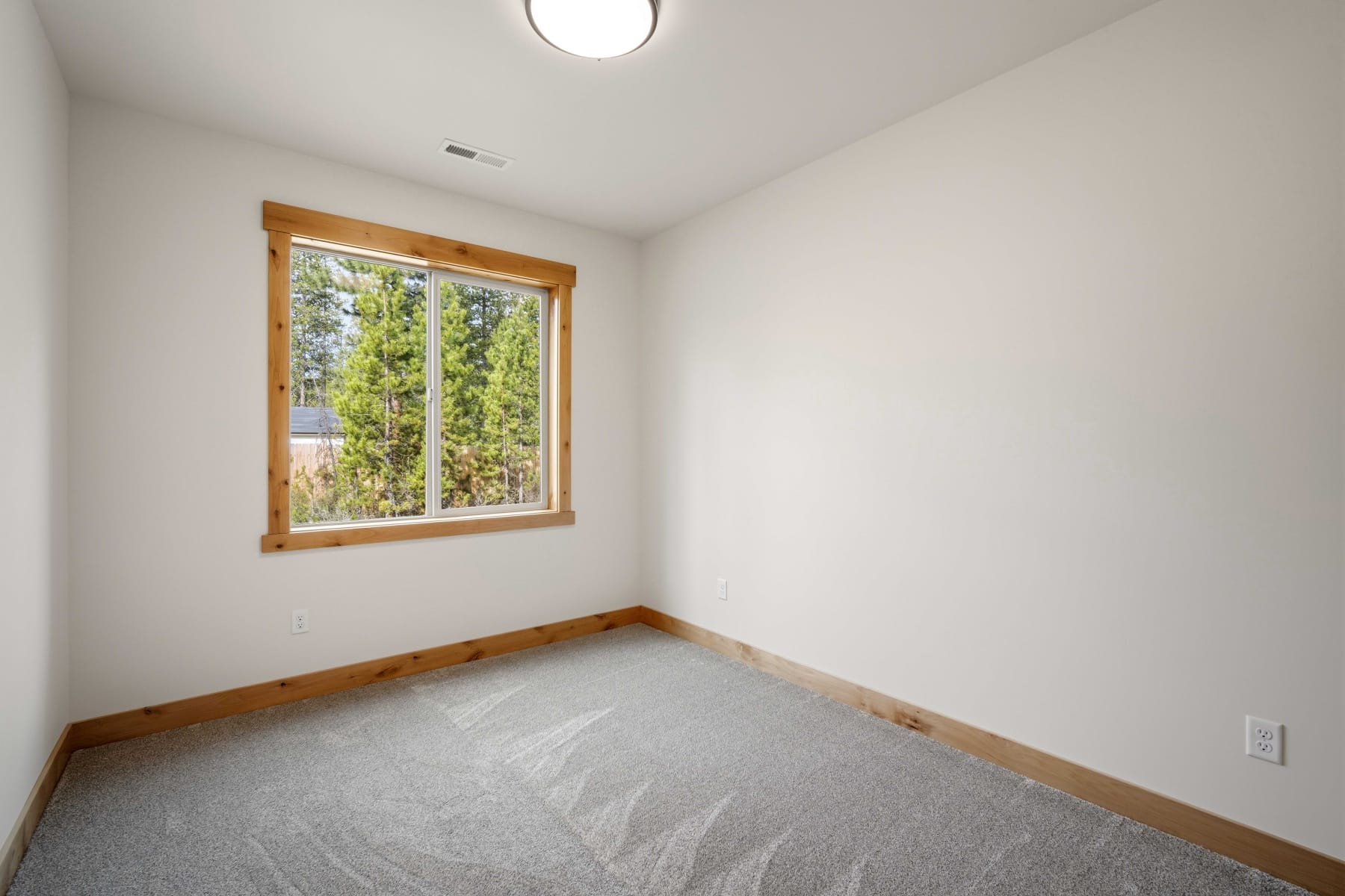  17146 Covina Road Bend, OR 97707 - 物件實景
