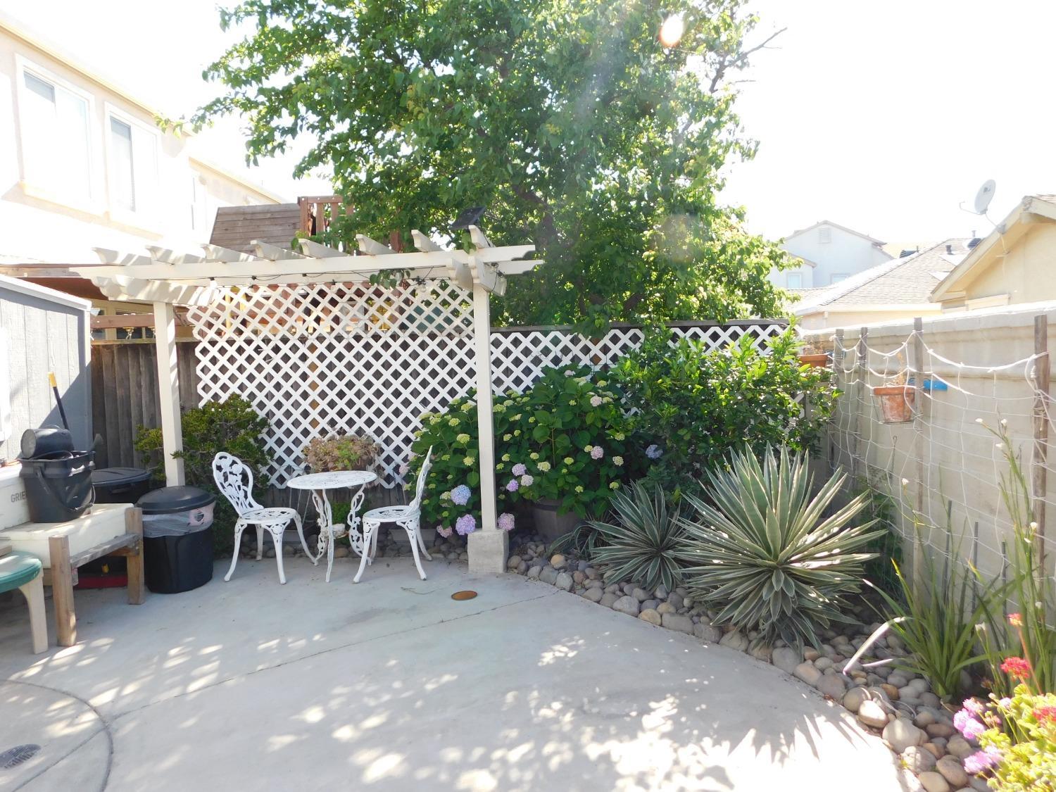 Stockton, California, 95205, United States, 5 Bedrooms Bedrooms, ,3 BathroomsBathrooms,Residential,For Sale,1935590