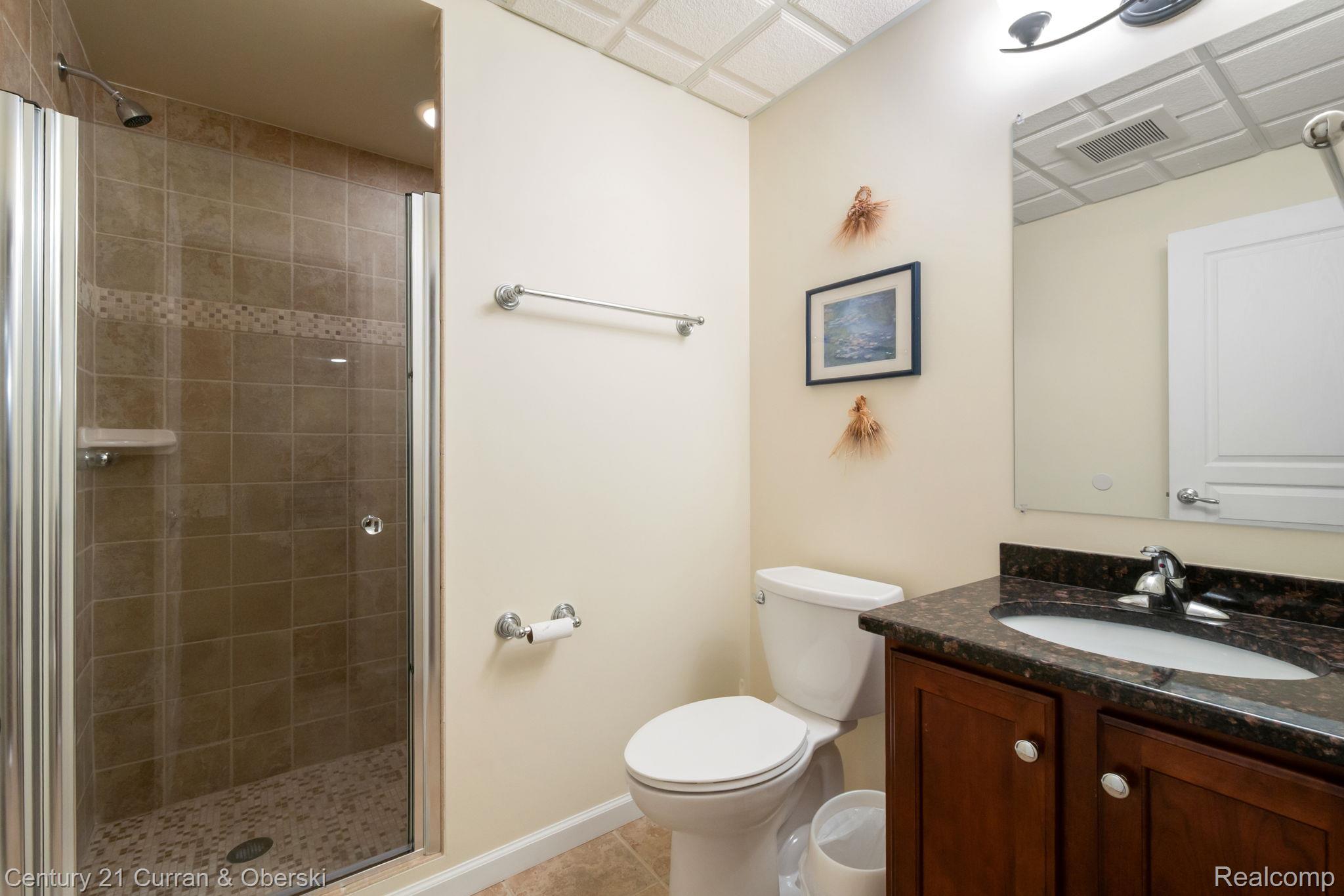 Northville, Michigan, 48168, United States, 5 Bedrooms Bedrooms, ,6 BathroomsBathrooms,Residential,For Sale,2048857