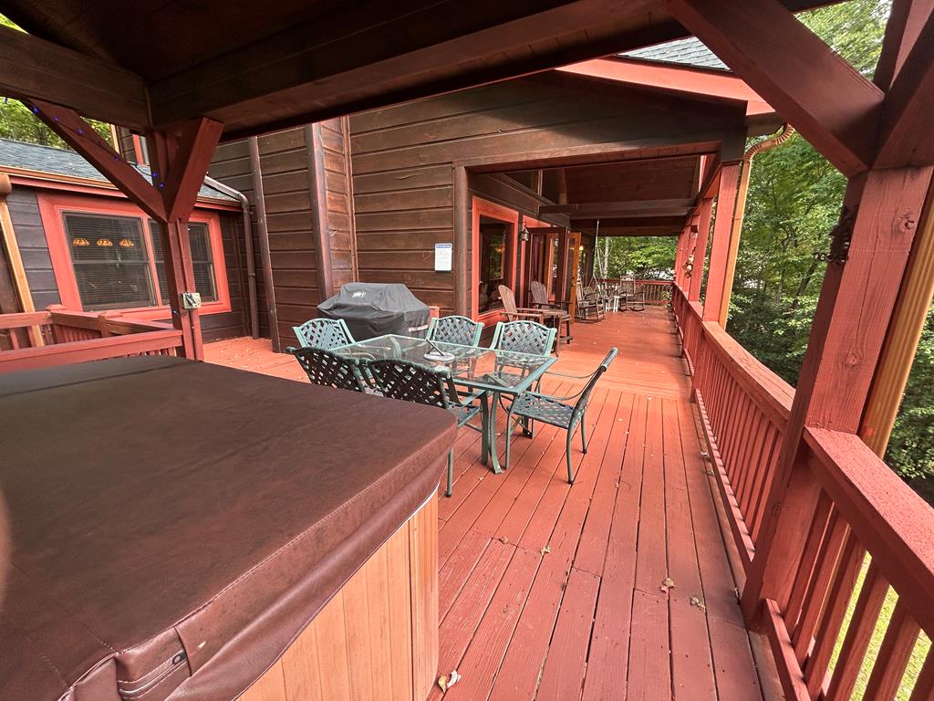 Blue Ridge, Georgia, 30513, United States, 3 Bedrooms Bedrooms, ,3 BathroomsBathrooms,Residential,For Sale,1965953