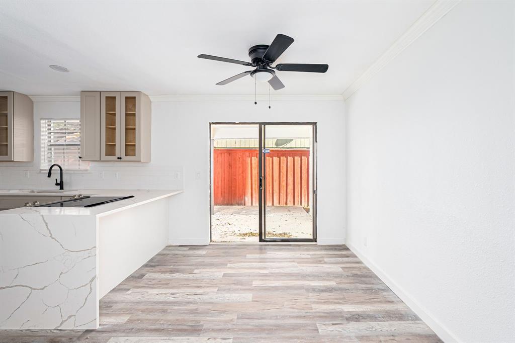 Dallas, Texas, 75214, United States, 3 Bedrooms Bedrooms, ,2 BathroomsBathrooms,Residential,For Sale,1987493