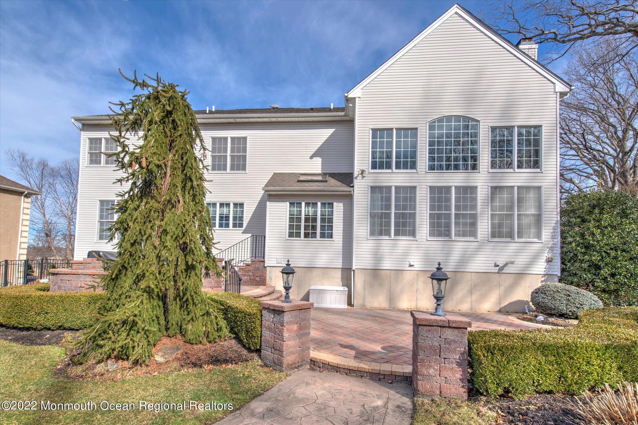 Manalapan, New Jersey, 07726, United States, 4 Bedrooms Bedrooms, ,5 BathroomsBathrooms,Residential,For Sale,1823230