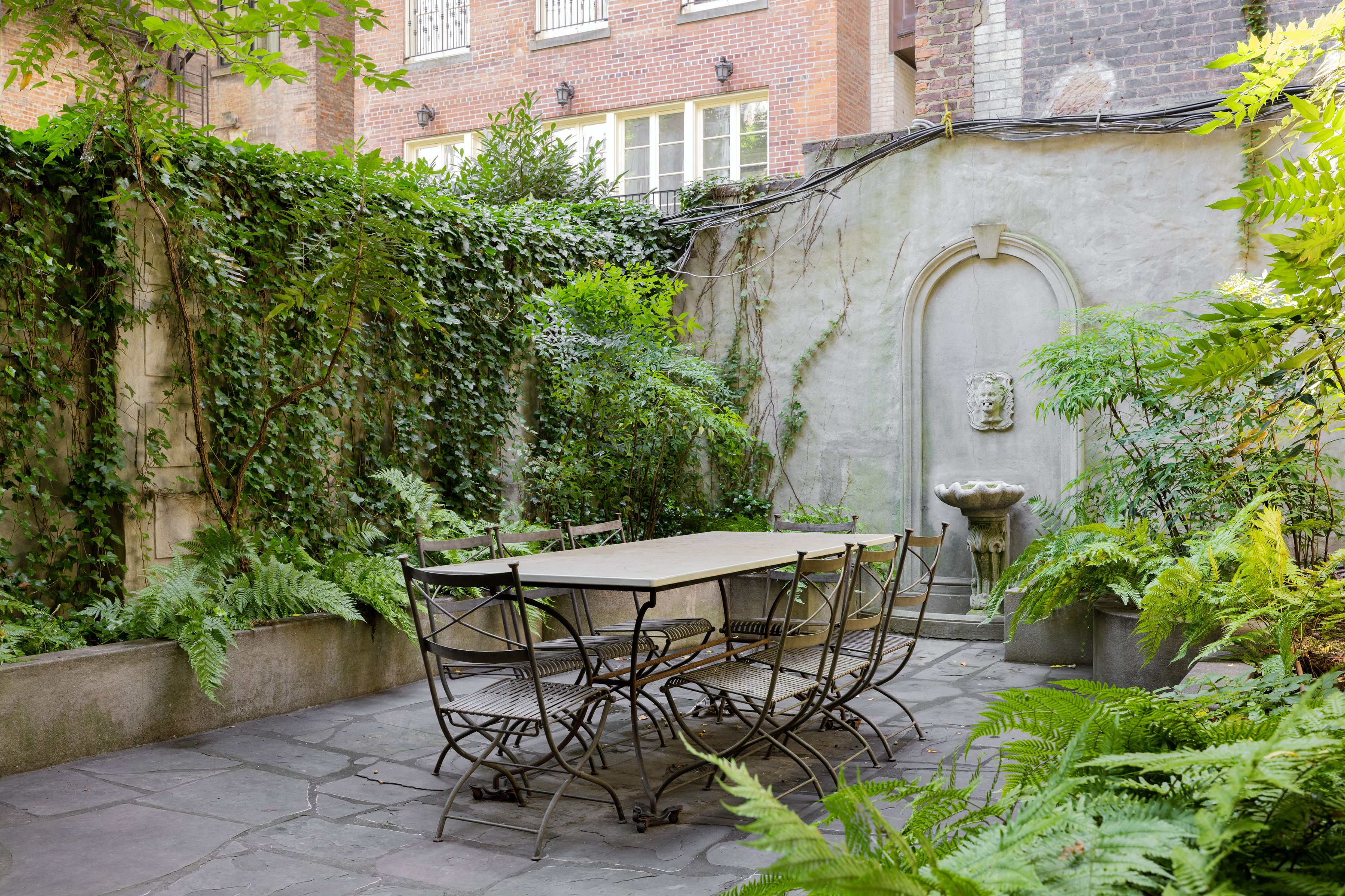  126 East 74th Street - 物件實景