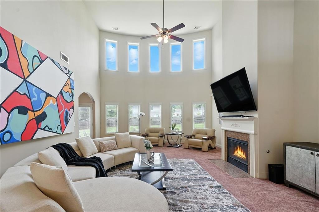 Atlanta, Georgia, 30331, United States, 5 Bedrooms Bedrooms, ,4 BathroomsBathrooms,Residential,For Sale,1933475