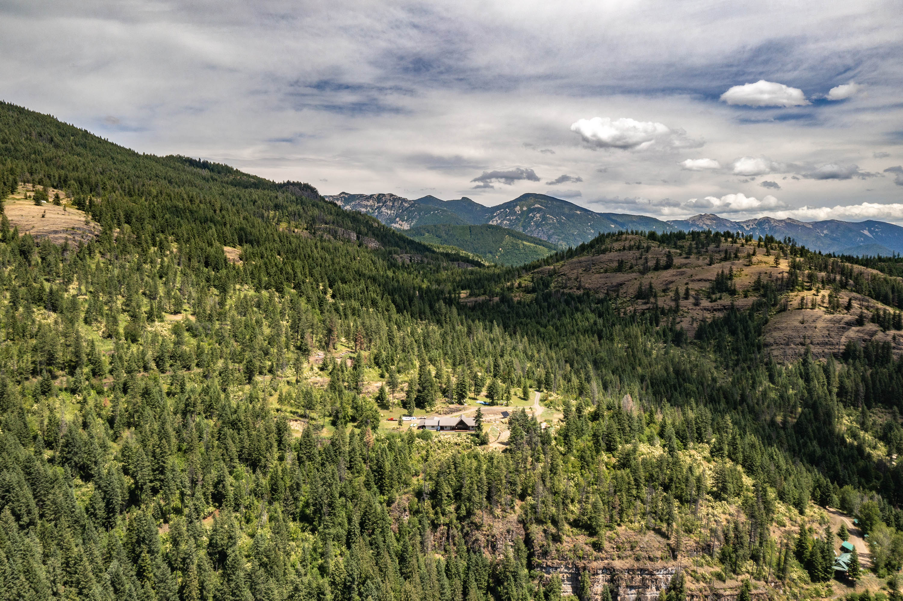 Clark Fork, Idaho, 83811, United States, 3 Bedrooms Bedrooms, ,2 BathroomsBathrooms,Residential,For Sale,1975167