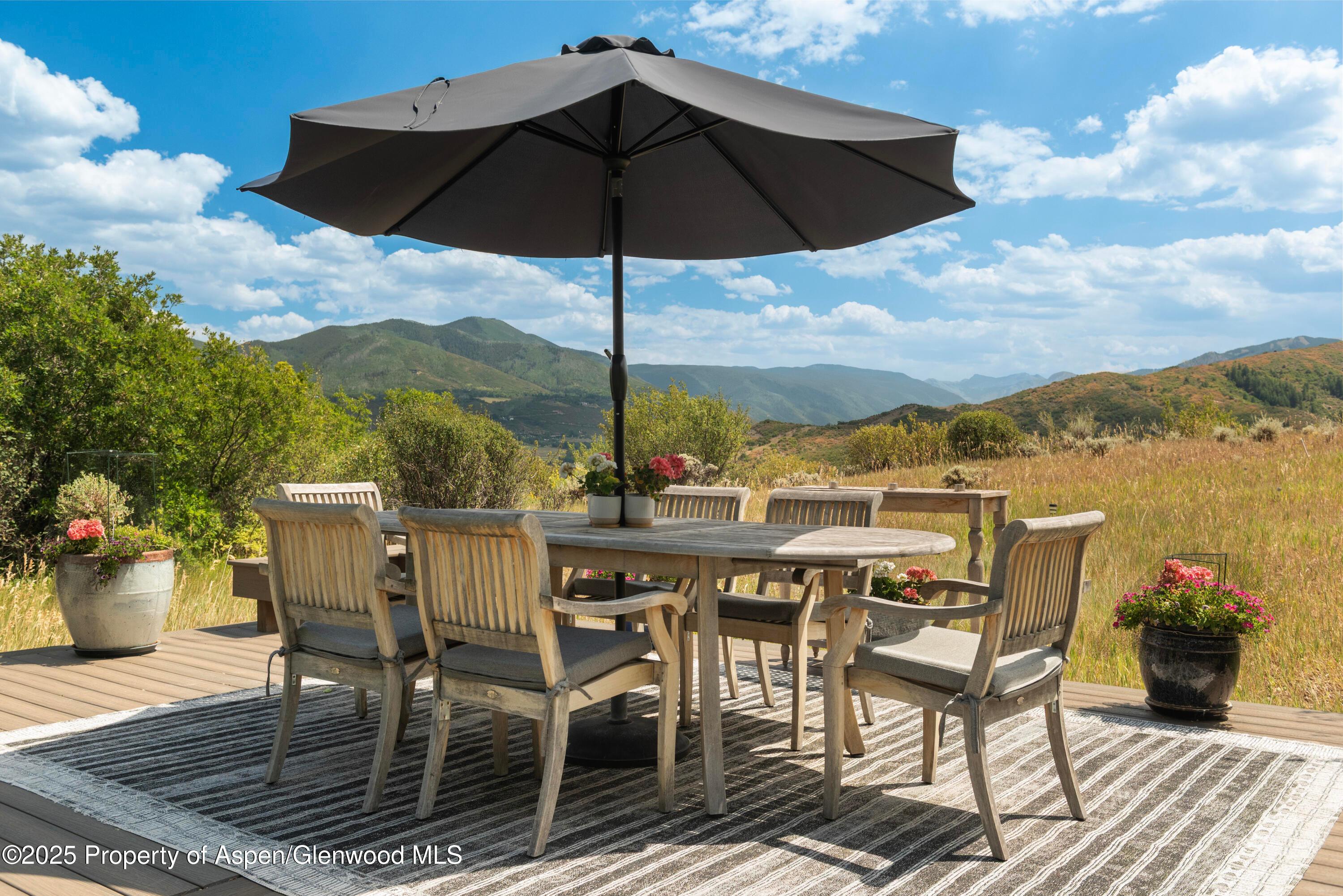 Aspen, Colorado, 81611, United States, 3 Bedrooms Bedrooms, ,4 BathroomsBathrooms,Residential,For Sale,1932450