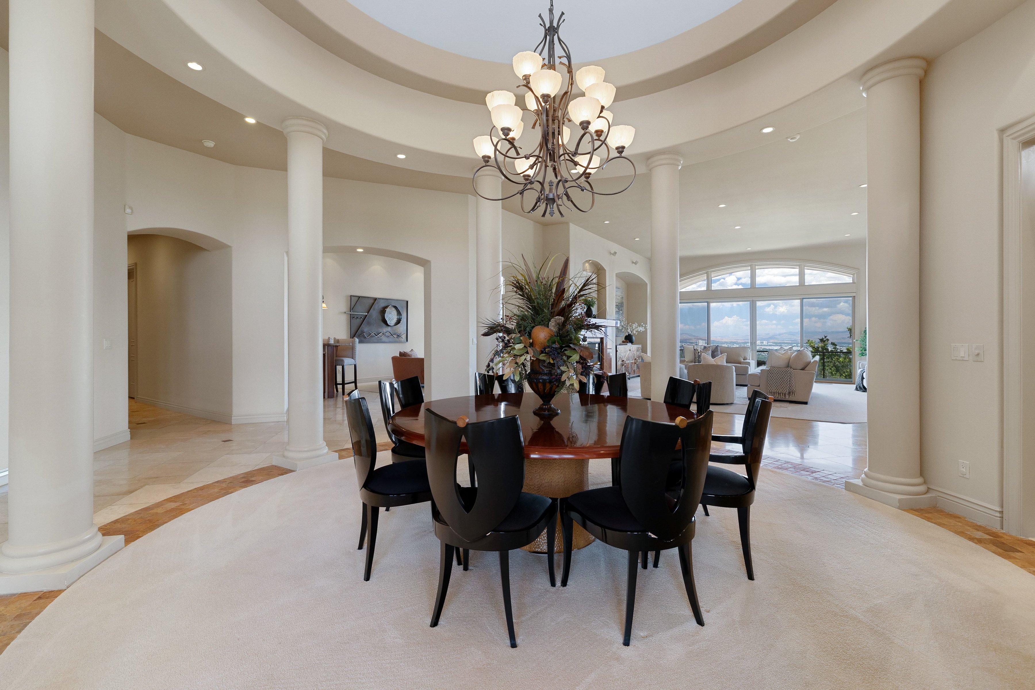  Stunning Custom Home with Breathtaking Views in Reno - 物件實景