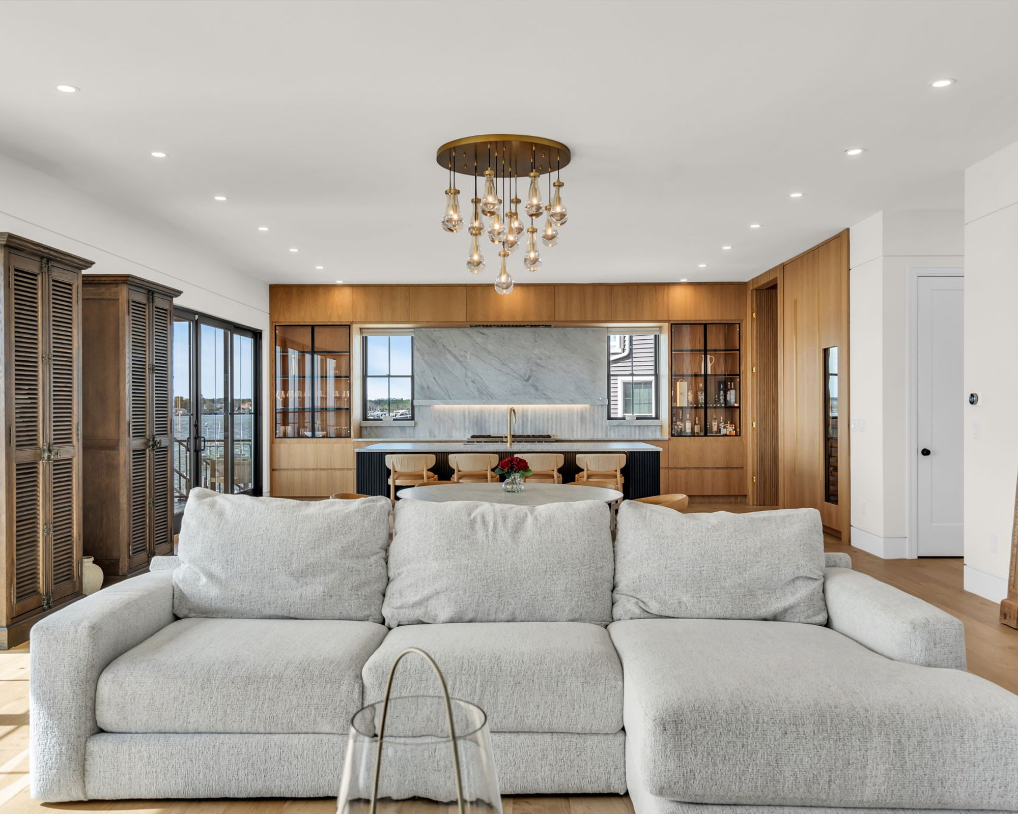  Exceptional Custom Built Waterfront Home - 物件實景
