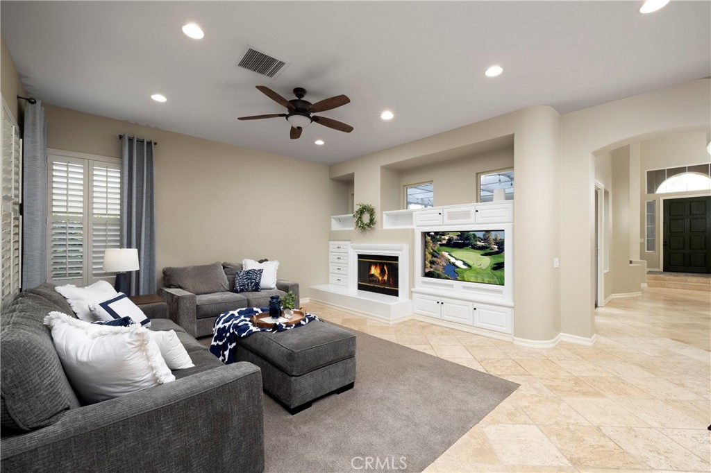 Irvine, California, 92620, United States, 5 Bedrooms Bedrooms, ,5 BathroomsBathrooms,Residential,For Sale,1807249