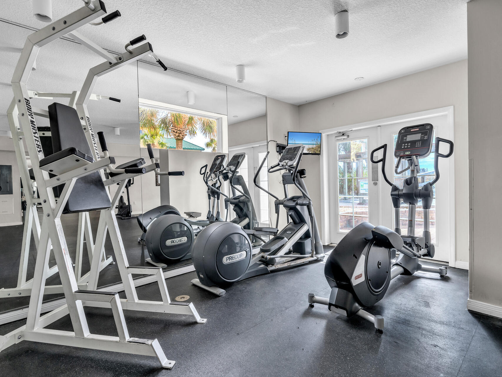 Fort Walton Beach, Florida, 32548, United States, 1 Bedroom Bedrooms, ,2 BathroomsBathrooms,Residential,For Sale,1747414