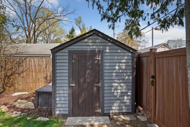 Northville, Michigan, 48167, United States, 4 Bedrooms Bedrooms, ,Residential,For Sale,1879594