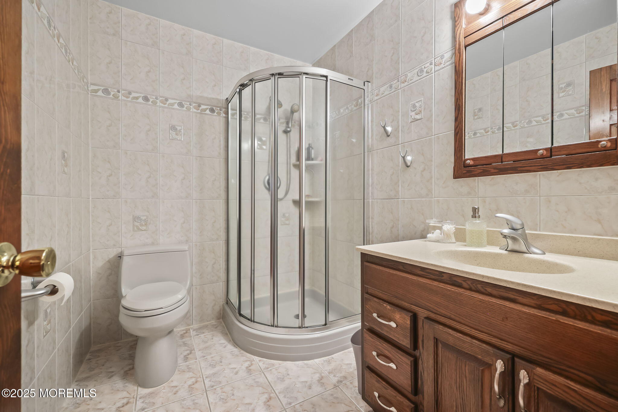 Manalapan, New Jersey, 07726, United States, 3 Bedrooms Bedrooms, ,3 BathroomsBathrooms,Residential,For Sale,1940205