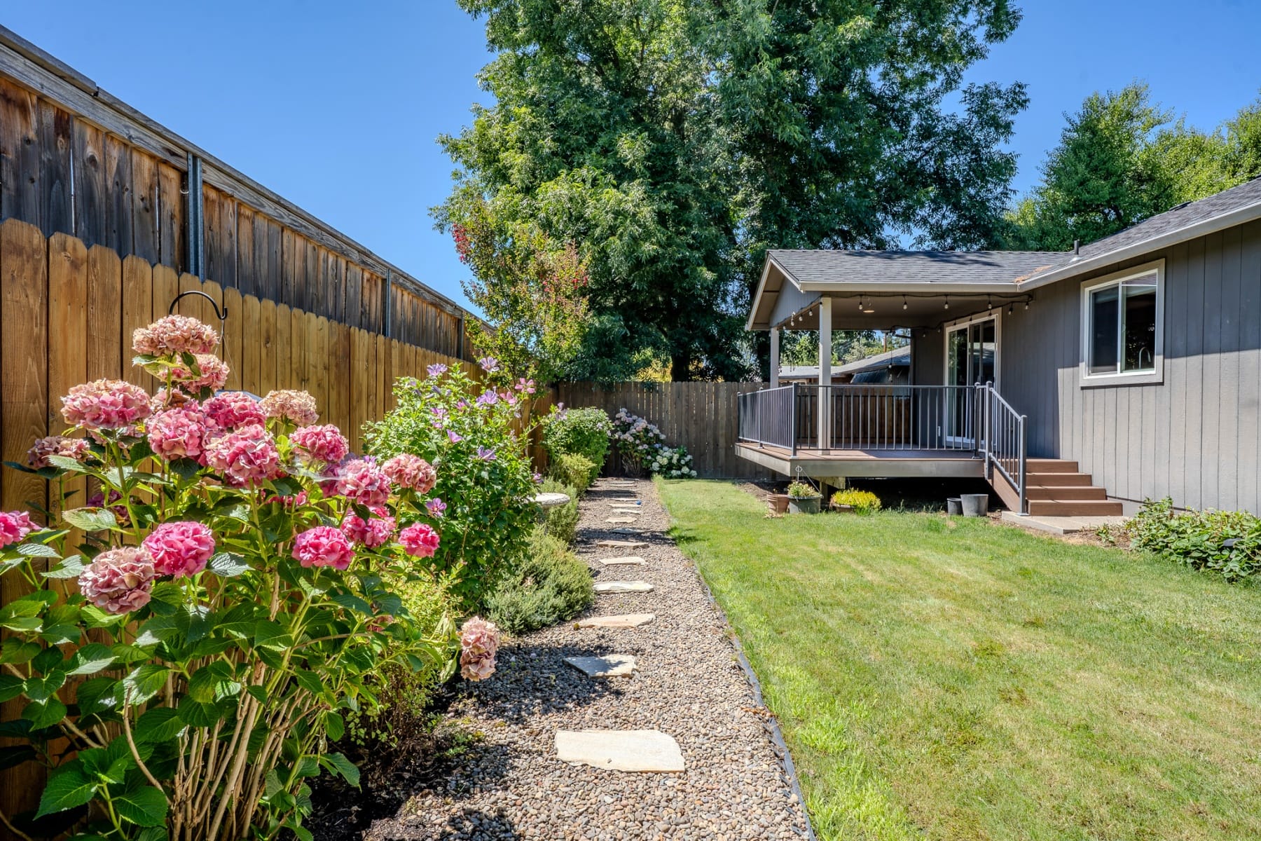  2196 Crestbrook Road Medford, OR 97504 - 物件實景