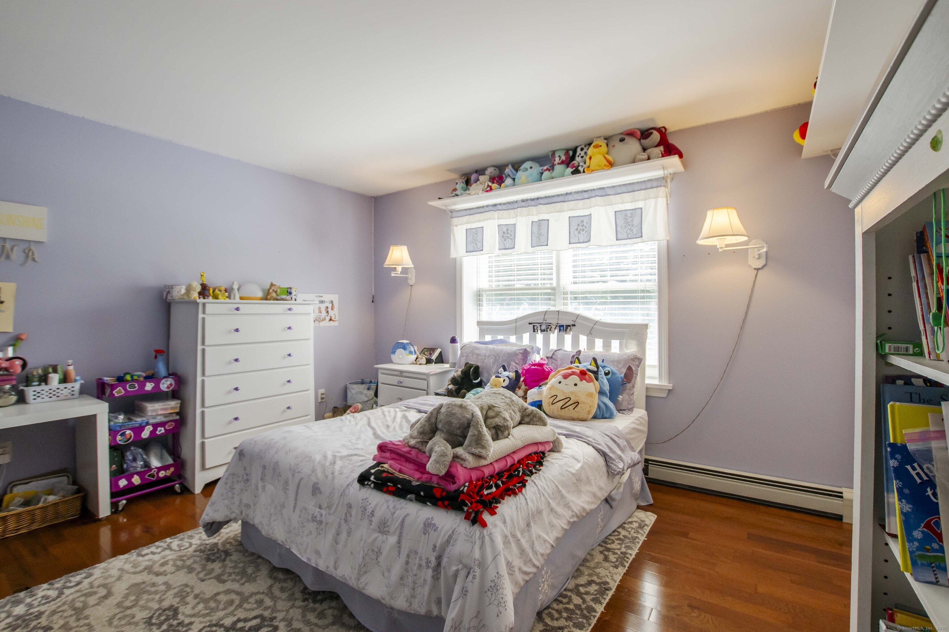 New Fairfield, Connecticut, 06812, United States, 4 Bedrooms Bedrooms, ,3 BathroomsBathrooms,Residential,For Sale,1940066