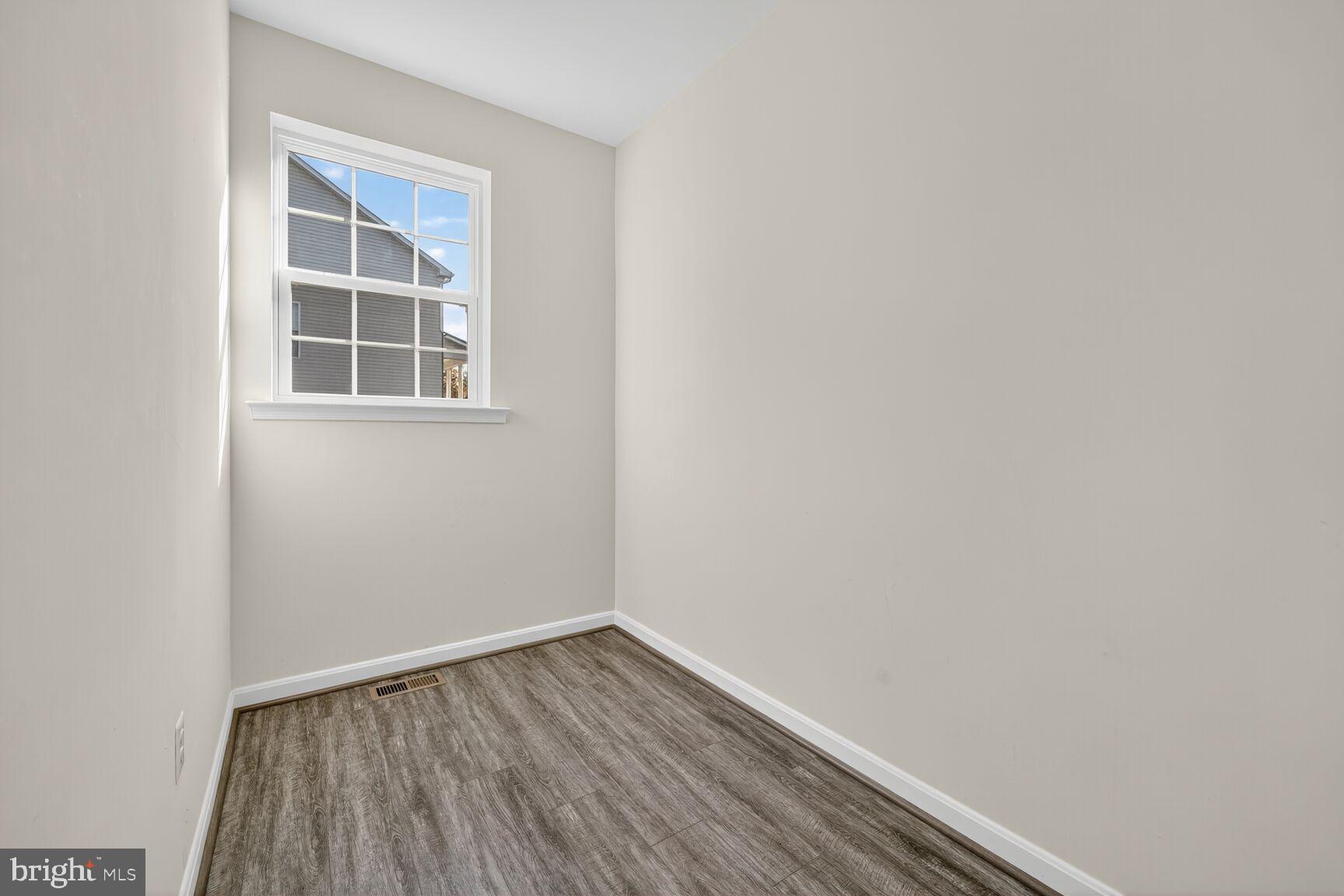 Accokeek, Maryland, 20607, United States, 5 Bedrooms Bedrooms, ,4 BathroomsBathrooms,Residential,For Sale,2005401