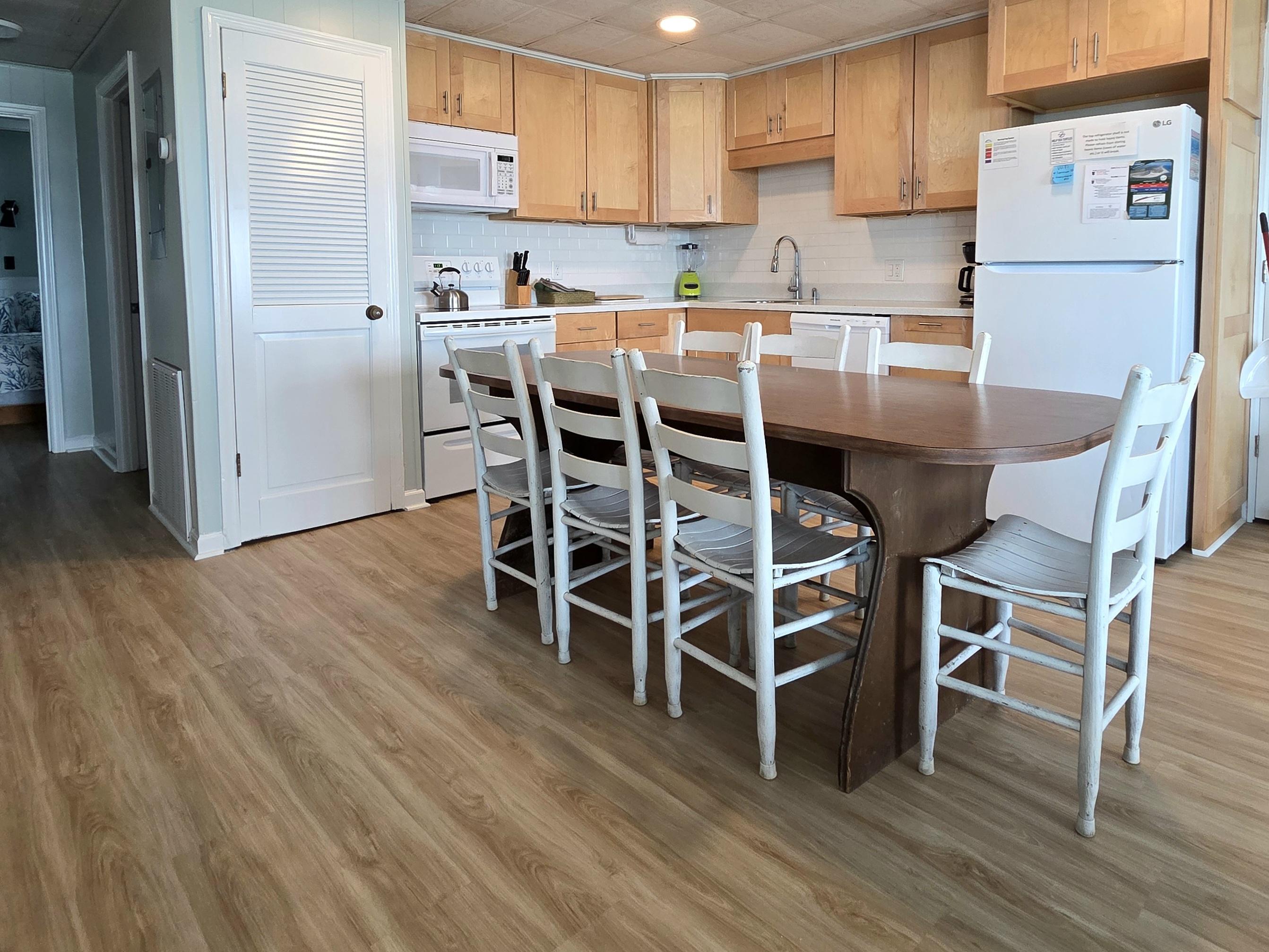 Emerald Isle, North Carolina, 28594, United States, 6 Bedrooms Bedrooms, ,4 BathroomsBathrooms,Residential,For Sale,1983472