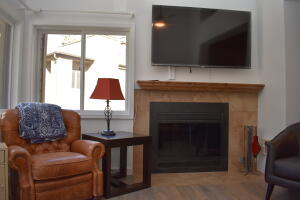 4112 BLUFF CONDO Dr, Sun Valley, Idaho, 83353, United States, 1 Bedroom Bedrooms, ,1 BathroomBathrooms,Residential,For Sale,4112 BLUFF CONDO Dr,1665055