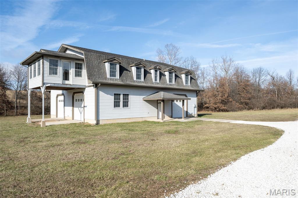 Elsberry, Missouri, 63343, United States, 3 Bedrooms Bedrooms, ,2 BathroomsBathrooms,Residential,For Sale,1828292