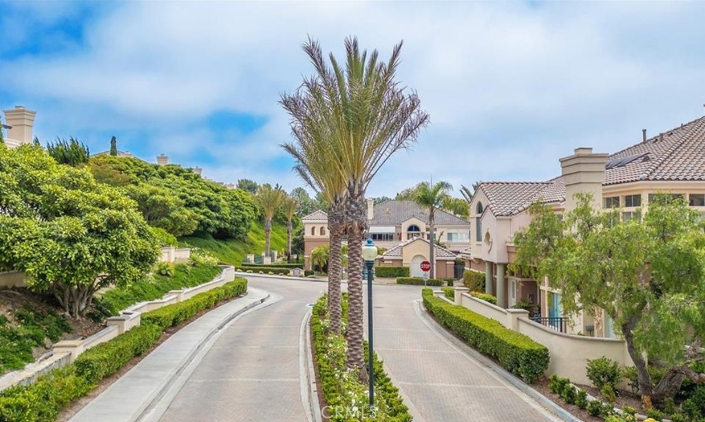 Laguna Niguel, California, 92677, United States, 3 Bedrooms Bedrooms, ,2 BathroomsBathrooms,Residential,For Sale,1988021