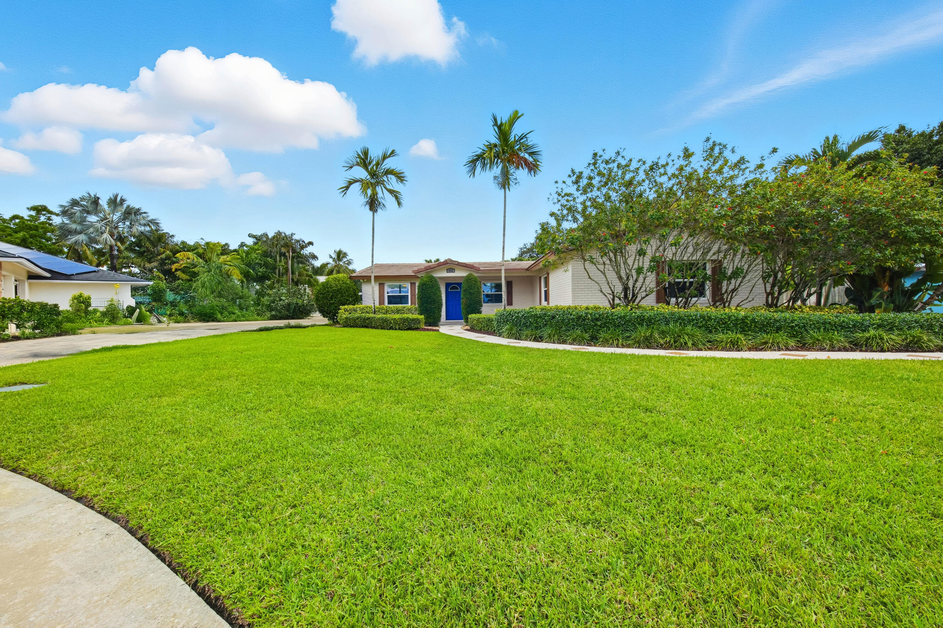 Royal Palm Beach, Florida, 33411, United States, 3 Bedrooms Bedrooms, ,3 BathroomsBathrooms,Residential,For Sale,1970121