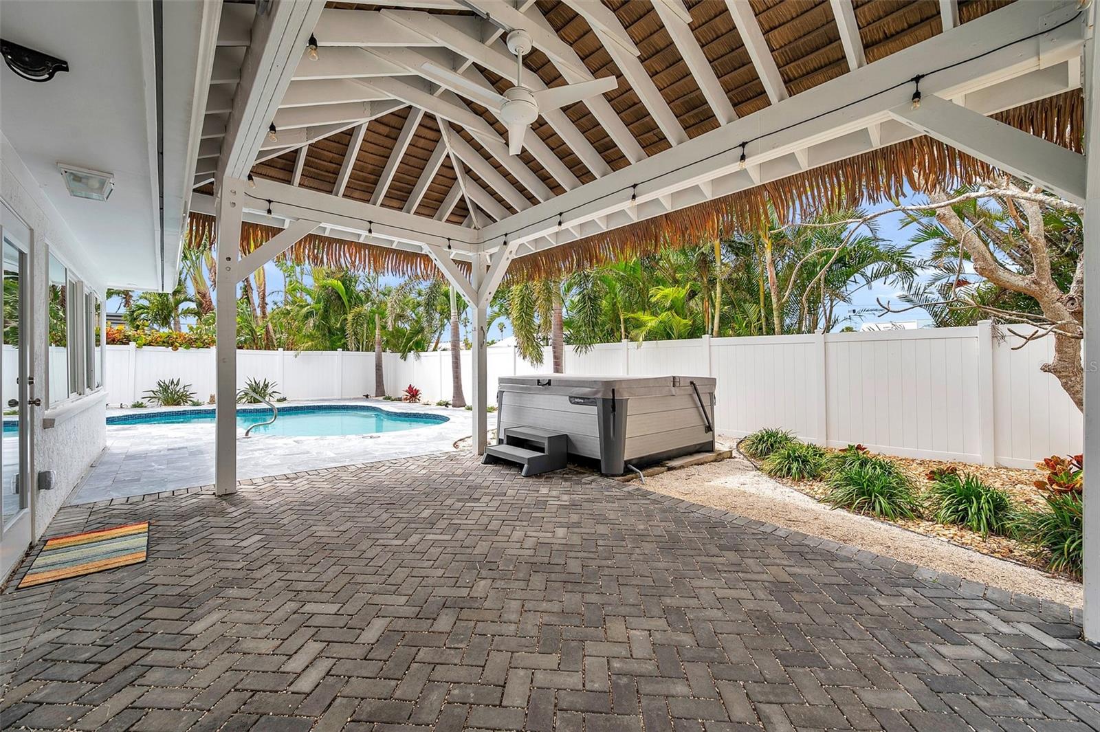 HOLMES BEACH, Florida, 34217, United States, 3 Bedrooms Bedrooms, ,2 BathroomsBathrooms,Residential,For Sale,1763244